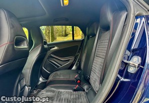 Mercedes-Benz CLA 200 D - 18