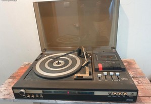 Gira discos,cassetes,radio antigo