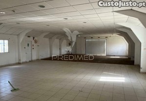 Armazém e terreno de 8.140 m² em alenquer (casais novos)