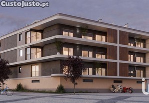 Apartamento T2 em Parceiros e Azoia de 102 m