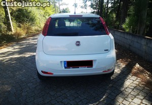 Fiat Punto VAN 1.3 M-Jet 95cv c/ A/C - Nacional - Iva Dedutivel - Como Nova 