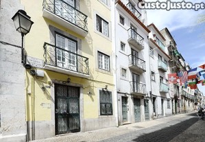 Oportunidade de para Empresas   3 Apartamentos no Coração do Bairro Alto (2 T3 e 1 T2)