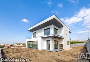 Casa / Villa T4 em Batalha de 400 m²