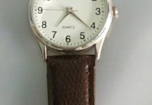 Relógio antigo ( bracelete em pele)