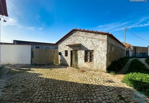Casa / Villa T2 em Leiria de 262,00 m²