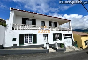 Moradia T4 Em Povoao