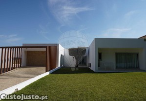 Moradia T4