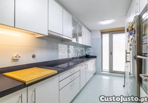 Apartamento T4 No Centro Da Cidade Da Trofa-Porto