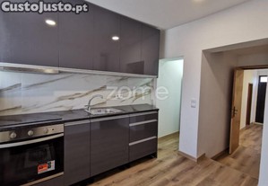 Prédio Para Investimento - 5 Apartamentos |...