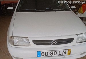 Citroën Saxo 1.5 Diesel Cinco portas cinco lugares - 98
