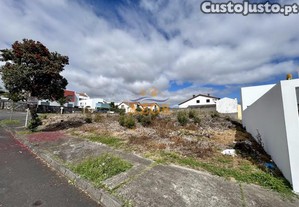 Terreno Para Construção Em Rosto Do Cão (Livramento)