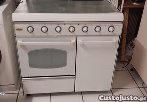 Fogo porta-botijas Meireles