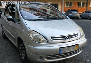 Citron Picasso 2.0 HDi - 01