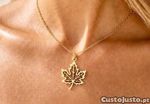 Colar dourado em aço inoxidável Folha de ácer