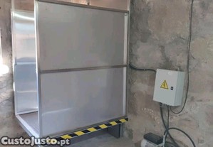 Elevador / porta cargas