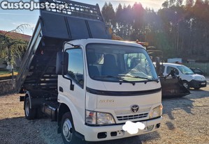 Toyota Dyna M