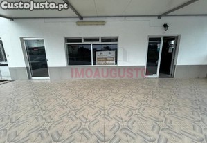 Loja Comercial - Celorico Da Beira