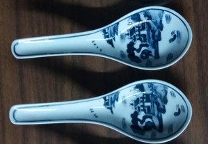 Antigas Colheres em porcelana Chinesa
