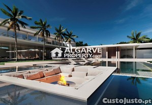 Fantástica moradia contemporânea V8 em fase de construção junto à praia na Quinta do Lago, Algarve