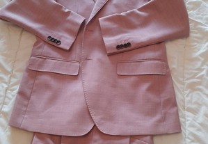 Fato jovem cor de rosa marca " Suits Inc"