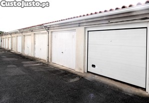 Garagem No Bairro Norton De Matos