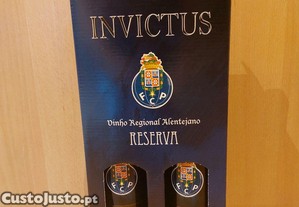 Conjunto de garrafas de vinho FCP