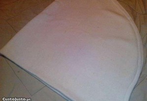 Cobertor redondo cor branco com 1,40 m