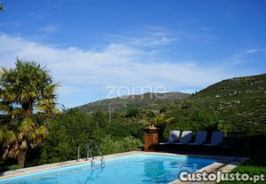 Duas Moradias C/ Piscina E Vista Deslumbrante |...