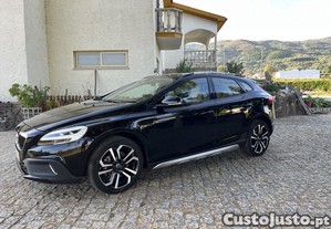 Volvo V40 Cross Country Summum - 17