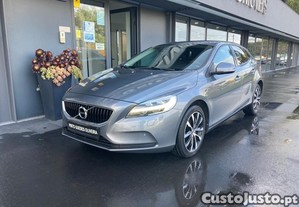 Volvo V40 T2 Momentum  - 17