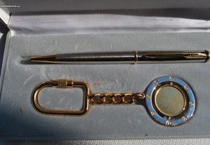 Caneta Esferográfica Porta-Chaves Dourado(2 peças)