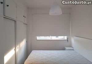 quarto rapariga av. 31 janeiro