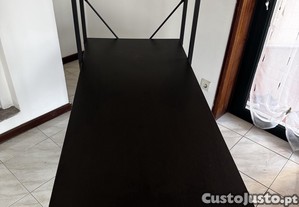 Secretária com prateleiras  bom estado 30