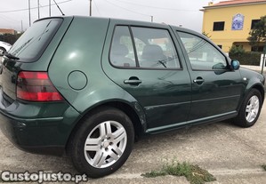 VW Golf VW Golf IV 1.4 16V Gasolina  2000 - 00