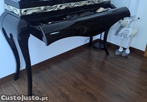Aparador / Consola Clássica Gaudi