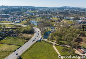 Terreno Urbano, Com 2200M2, Próximo Ao Parque...