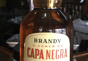 Brandy Capa Negra 1L