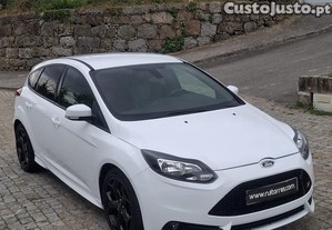 Ford Focus 2.0 ST 250CV - LIVRO DE REVISES - 13
