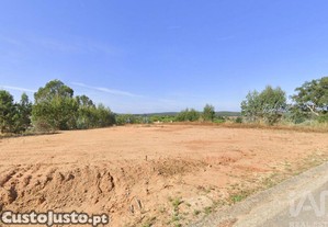 Terreno para construção em Outeiro da Cortiçada e Arruda dos Pisões
