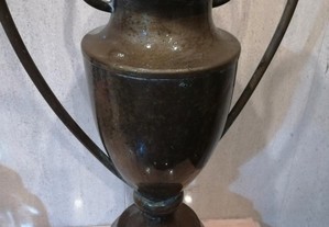 Taça de bronze