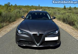 Alfa Romeo Giulia 2.2D 180cv Super AT8 Nacional - 17