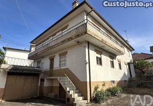 Casa T8 em Vila Cortês da Serra de 428,00 m²
