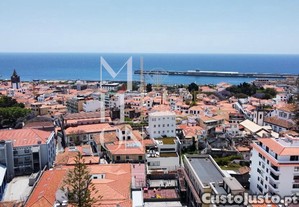 Prdio histrico no funchal   antiga escola das mercs