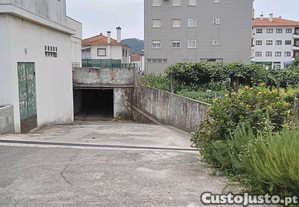 3 lugares de Garagem