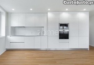 Apartamento T2 Duplex Novo Na Rua Do Godinho Em...