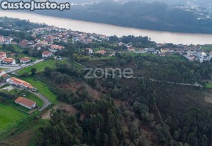 Terreno Com 5.620 M2 Para Construção De...