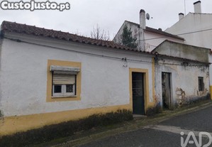 Casa / Villa T2 em Marmeleira e Assentiz