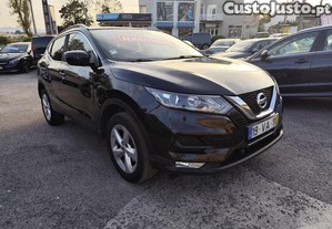 Nissan Qashqai 1.5 dCi N-Connecta - 18
