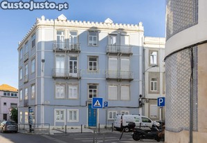 Apartamento com 3 assoalhadas - Lisboa - Campolide