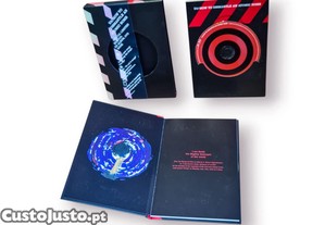 U2   How to Dismantle an Atomic Bomb (Edio Especial Limitada CD + DVD + Livro, 2004)